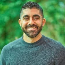 Josh Walton's Instagram, Twitter & Facebook