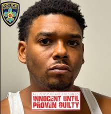 Baton Rouge Police Narcotics Arrest Baton Rouge Police Interdiction  officers attempted to conducted a traffic stop