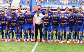 Piast gliwice is playing next match on 3 apr 2021 piast gliwice fixtures tab is showing last 100 football matches with statistics and win/draw/lose icons. Piast Gliwice Ma Nowego Sponsora Mistrz Polski Zaprezentowal Sie Kibicom Przed Sezonem Zdjecia Dziennik Zachodni