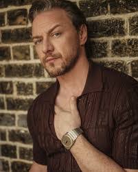 Tara Hickman's Instagram, Twitter & Facebook