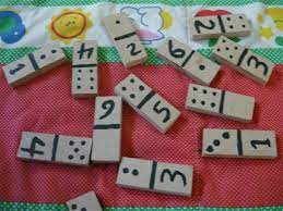 Una de las soluciones para el juego de triángulo solitario planteado en la entrada previa, es lo que se muestra en este video. Juegos Didacticos En La Matematica Webscolar