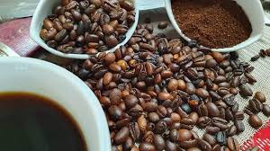 Lastly, i'll review my opinion if you should dark roast coffee is such a type of coffee that contains dark brown color and often bears an oily surface. I Sug Kape By Shaka Kopi Medium Dark Roasted Coffee Beans And Grounds Food Drinks Beverages On Carousell