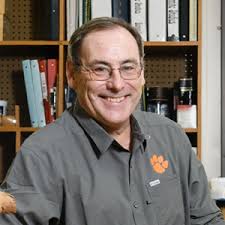 Meet The Faculty & Staff