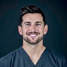 Alex Lavigne, MD (@alexlav321)