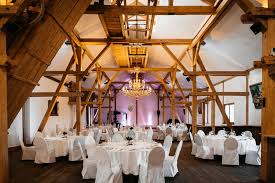 Guten tag, ich vermiete einen vollständigen resthof in der hanstedter straße 12 in. Freie Trauung In Der Kirche Von Gut Georgenberg