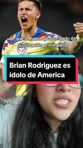 Brian Rodríguez Carga A Daniela Durand