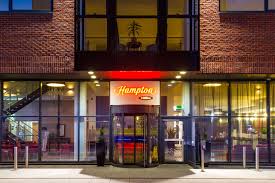 The only place to visit for all your lfc news, videos, history and match information. Hotel Hampton By Hilton Liverpool City Centre Liverpool Trivago Com