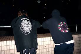 d̥anmɑ ː ɡ̊) é um país escandinavo da europa setentrional e membro sênior do reino da dinamarca. Dinamarca Facebook