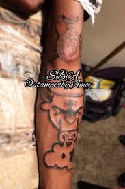 Maybe you would like to learn more about one of these? Tattoo Uploaded By Amoy Amonte Chicago Bulls Tattoo Money Bags Tattoo Half Sleeve Tattoo Amoy Amonte Female Tattoo Artist Detailed Design 1355738 Tattoodo