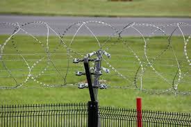 An electric fence is only as strong as its weakest link so attention to detail is more important than how the fence is installed. Electric Fencing Installation Repair Contractors Pretoria