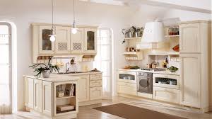 Villa D Este Segni Distintivi Di Un Ambiente Cucina Di Classe Il Familiare Calore Del Legno Una Tavolozza Di Colori Sereni E Naturali L Intramontabile Eleg