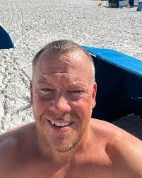 Scott Stearman's Instagram, Twitter & Facebook