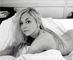 Emily kinney naked