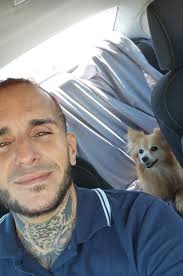 Por favor si la ven no duden en escribirme llevo mucho tiempo buscándola se  me escapo por la piñeiro cerca de la panadería 9392173649