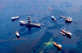 Ini seterusnya berkemungkinan memberi kesan negatif terhadap alam sekitar marin dan juga komuniti maritim yang lain. Portal Rasmi Kementerian Pengangkutan Malaysia Respon Tumpahan Minyak
