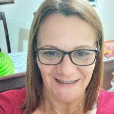 Amanda Peralta's Instagram, Twitter & Facebook