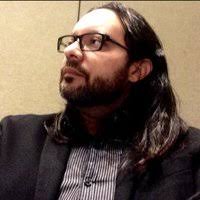 Luis F Mack Echeverría