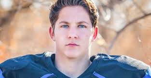 Zachary Henning's Instagram, Twitter & Facebook