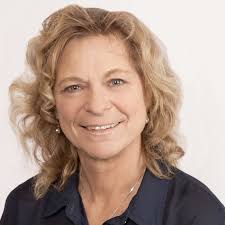 Donna Beckman's Instagram, Twitter & Facebook