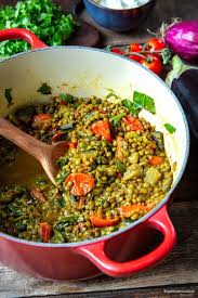 Linsen Curry Mit Auberginen Und Tomaten Madame Cuisine Rezept In 2020 Linsen Curry Grune Linsen Kochen Auberginen