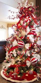 40 Best Christmas Tree Decor Ideas Inspirations For 2020 Hike N Dip In 2020 Cool Christmas Trees Candy Christmas Tree Christmas Tree Inspiration