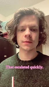 Noah Kerns's Instagram, Twitter & Facebook