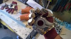 Without extremely complex engineering or soft hybrid materials where needed, one simply loses all but basic range of motion. Show Me Your Iron Man Gloves Halo Costume And Prop Maker Community 405th