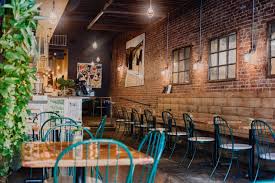 Kitchen Table Restaurant Kitchen Table Kitchen Design Table
