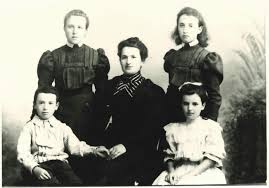 Augusta Klippel (née Manoy)