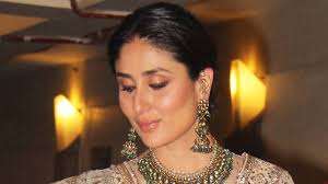 A wedding invitation calls for serious considerations for a hairstyle for indian wedding function. Wedding Hairstyles Indian Wedding Hairstyle Photo