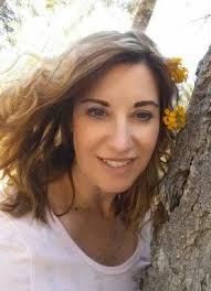 Interweavings: indigo, the color of grief