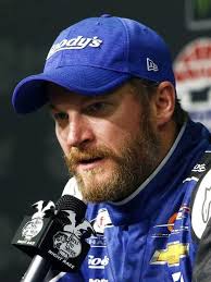 Great Photo For Dale Sr 💚💚🤩