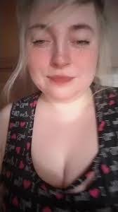 Brandi Bales's Instagram, Twitter & Facebook