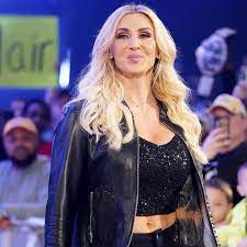 Legendary Queen She Snapping With All Of This Looks In 2019 Charlotteflair Charlott Charlotte Flair Charlotte Flair Wwe Charlotte Wwe