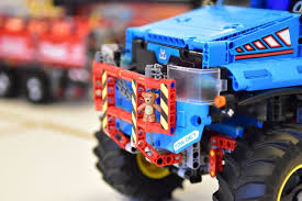 Lego technic (42070) is a cool truck. Lego Technic 6 6 All Terrain Tow Truck 42070 Im Detail Promobricks Der Lego News Blog