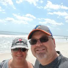 Where to buy raw oysters to shuck and eat at home in Jacksonville?