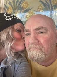 Greg Paradis's Instagram, Twitter & Facebook