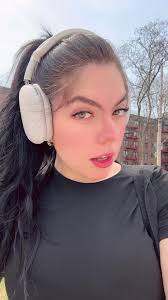 Marline Michael's Instagram, Twitter & Facebook