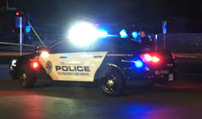 Din primele footografii apărute în spațiul public, se pare că e vorba despre impactul dintre un tir și un autoturism. El Paso Woman Dies In Halloween Vehicle Crash On Us 54 Police Say