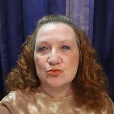 Farmasi creamy lipstick in Spice review