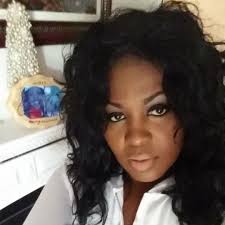 Does anyone know of a make up class in the area or tudorial they recommend?  One of my current goals is to find a daily routine that I love.