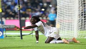 صحيفة فرنسية تتغنى بتألق جوميز مع الهلال صورة موقع سبورت 360 يقدم الفرنسي بافيتيمبي جوميز مهاجم فريق الهلال أداءا رائعا مع sports