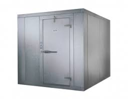 One is to deal with moisture/humidity levels, the other is to correctly size your compressor/air conditioner to the space. How To Stop Mold Growth From Developing In Your Walk In Cooler Commercial Refrigeration Blog