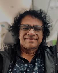 Amsterdam beckons! Can't wait to perform in the beautiful Dutch city after  so many years! I used to play in Netherlands so often and then…..making up  for it now