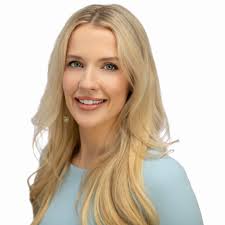 Olivia Hammond's Instagram, Twitter & Facebook