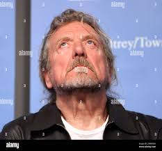 Robert ronald hi-res stock photography and images