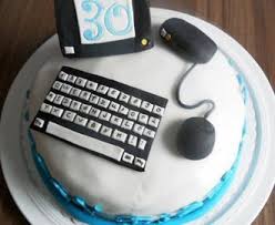 Chess cake with handmade chocolate chess pieces. 13 Birthday Cakes For Men You Won T Be Able To Resist Decor Or Design