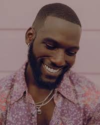 Des modèles sont disponibles pour tous les goûts. Special Hommes 5 Coupes Tendances Ma Coiffeuse Afro