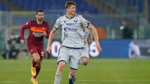 In the game fifa 21 his overall rating is 73. As Roma Pokonala Hellas Werona 3 1 Jak Zagral Pawel Dawidowicz Sport Tvp Pl