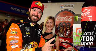 I gladly accept returns and exchanges. Recap The Action Packed Coca Cola 600 Nascar En Espanol